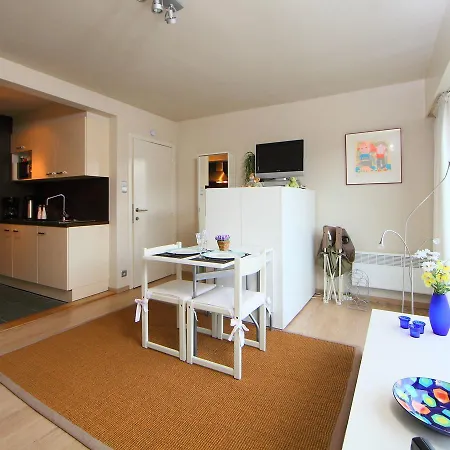 Residentie Kapelstraat Διαμέρισμα Bredene